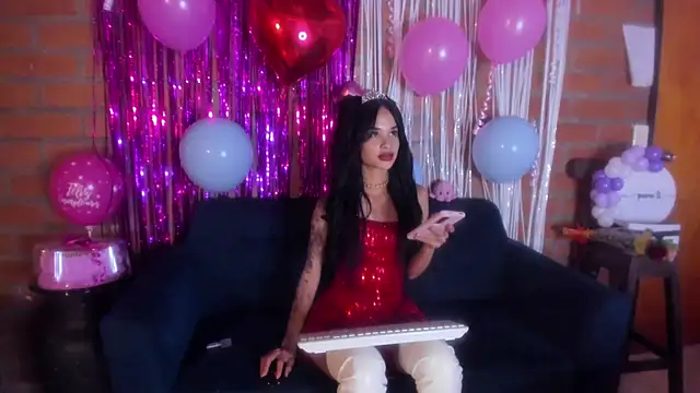 secretgreisy  online show from 11-21-25, 04:22