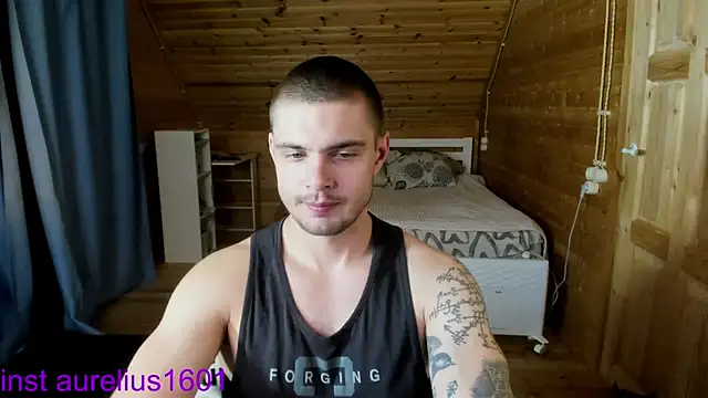 maks wolfis online show from 10-31-25, 04:03