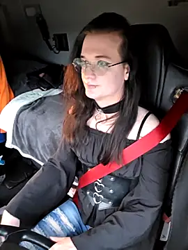 HotysimeHot1 online show from 12-17-25, 07:46