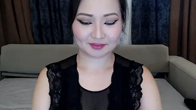 DanyMin online show from 11-17-25, 07:34