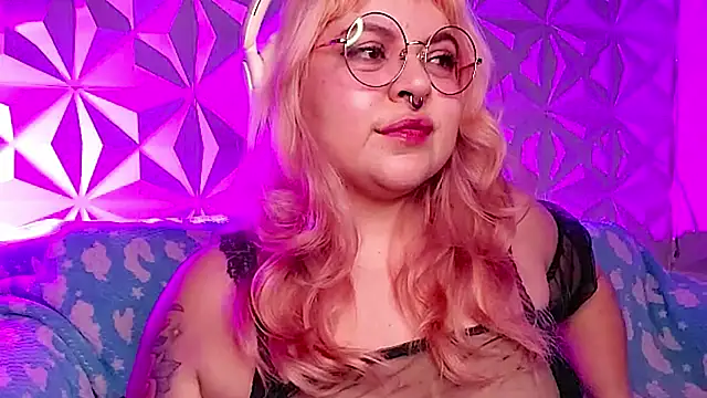 Satyn doll online show from 04-04-26, 12:50