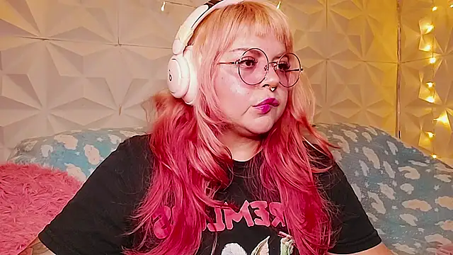 Satyn doll online show from 06-30-26, 10:43