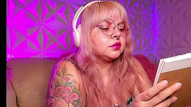 Satyn doll online show from 02-04-26, 11:11