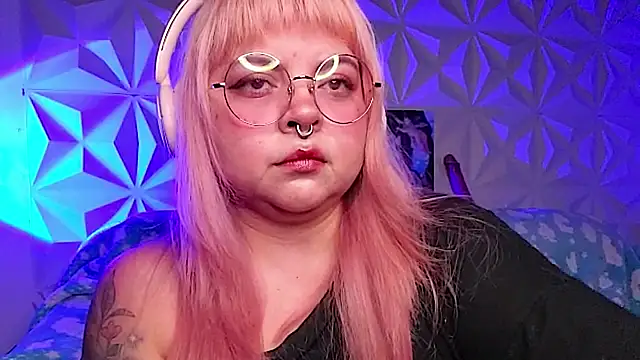 Satyn doll online show from 04-16-26, 12:44