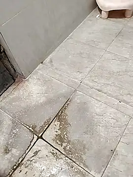 Snapshot of indianguy21 chatting on 12-01-25, 05:25 indianguy21 online show from 12-01-25, 05:25