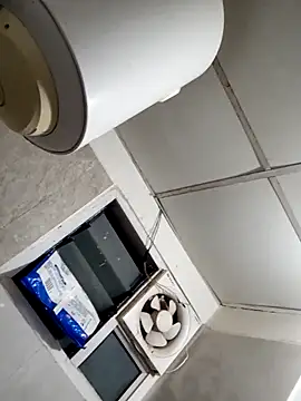 Snapshot of indianguy21 chatting on 12-12-24, 07:48 indianguy21 online show from 12-12-24, 07:48