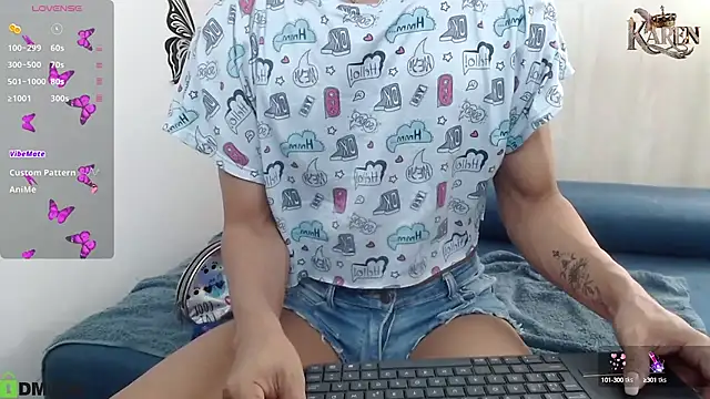 karen sofia  online show from 10-17-25, 08:10