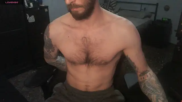 SexxxyLouis online show from 12-21-25, 09:26