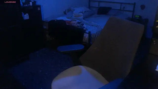 SexxxyLouis online show from 10-29-25, 09:03