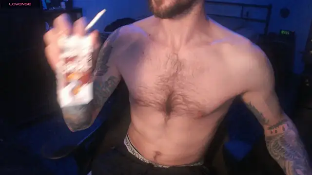 SexxxyLouis online show from 11-04-25, 09:29