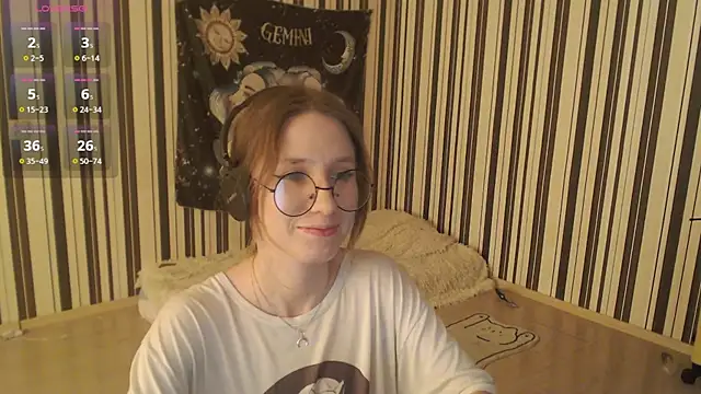 Snapshot of _Hanna_Moon_ chatting on 10-01-25, 02:54  Hanna Moon  online show from 10-01-25, 02:54