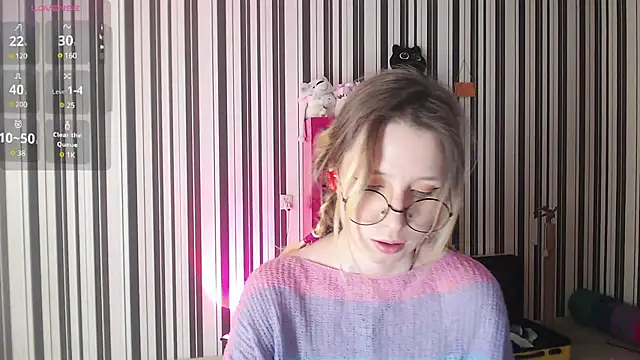 Snapshot of _Hanna_Moon_ chatting on 01-09-25, 09:58  Hanna Moon  online show from 01-09-25, 09:58