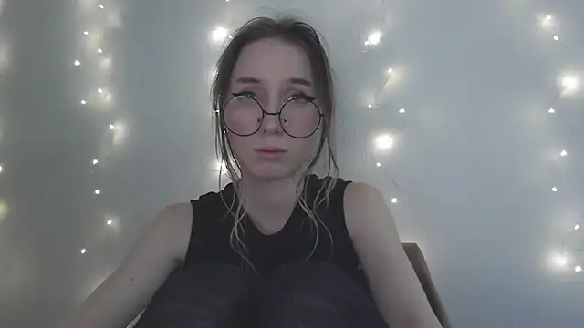  Hanna Moon  online show from 12-03-25, 11:31