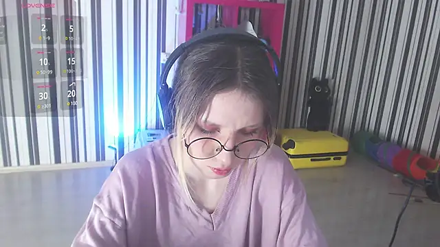 Snapshot of _Hanna_Moon_ chatting on 12-24-24, 05:23  Hanna Moon  online show from 12-24-24, 05:23