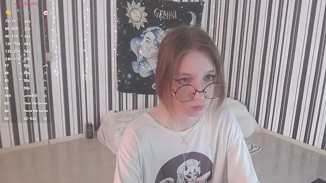 Snapshot of _Hanna_Moon_ chatting on 09-13-25, 11:21  Hanna Moon  online show from 09-13-25, 11:21