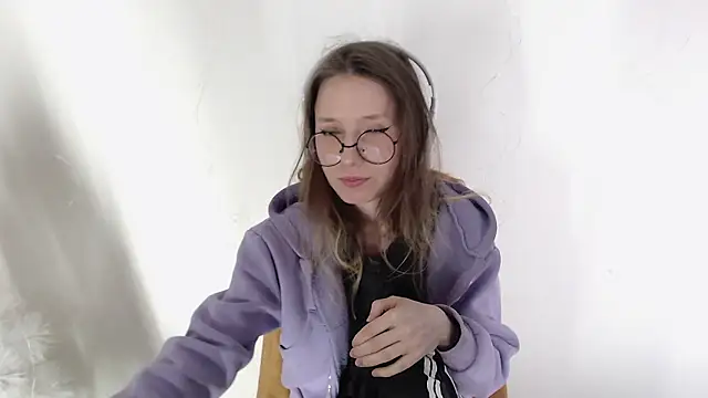  Hanna Moon  online show from 02-11-26, 11:43