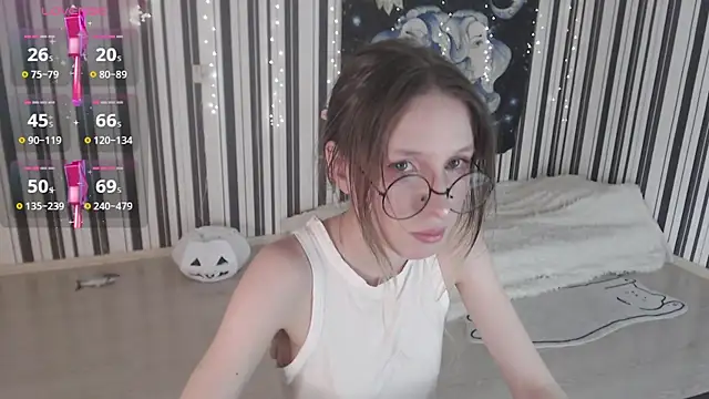  Hanna Moon  online show from 10-26-25, 12:27