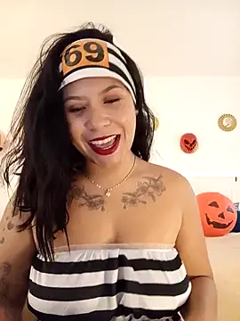 little susie online show from 10-30-25, 09:40