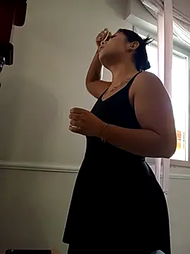 little susie online show from 09-25-25, 07:58