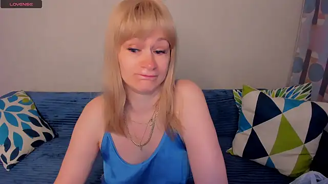 EllenMoore online show from 07-10-26, 03:06