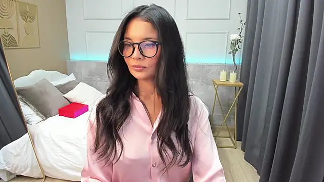 ErikaSoft online show from 11-12-25, 05:22