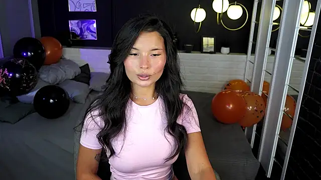 ErikaSoft online show from 10-28-25, 01:54