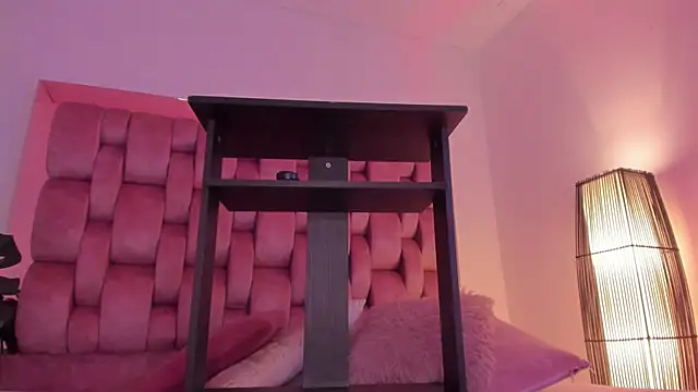 Secret chells online show from 11-24-25, 12:16