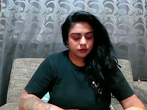 indianishkq7 online show from 02-02-25, 02:13