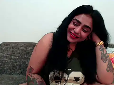 indianishkq7 online show from 10-04-25, 03:02