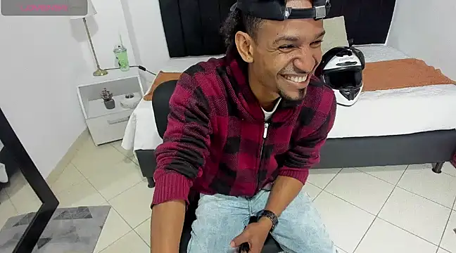 Snapshot of anhtony_wayans chatting on 12-10-24, 11:51 anhtony wayans online show from 12-10-24, 11:51