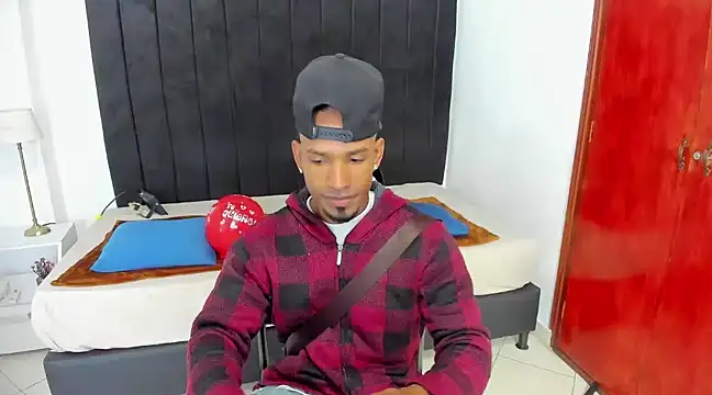 Snapshot of anhtony_wayans chatting on 02-15-25, 12:26 anhtony wayans online show from 02-15-25, 12:26