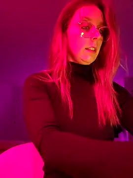 LilyOrion online show from 03-10-26, 11:31