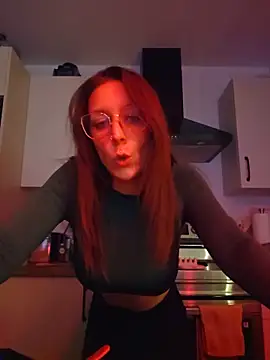 LilyOrion online show from 05-15-26, 11:03