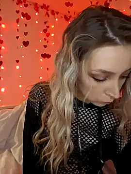 Snapshot of LilyOrion chatting on 02-04-25, 06:38 LilyOrion online show from 02-04-25, 06:38