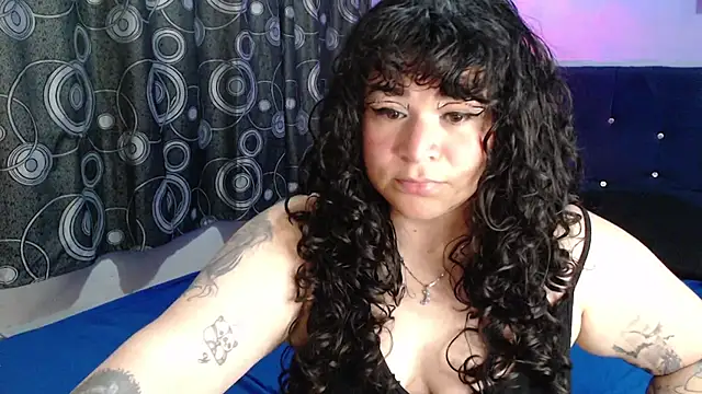 Snapshot of ANGELIQUE_KLANE chatting on 06-30-26, 10:32 ANGELIQUE KLANE online show from 06-30-26, 10:32