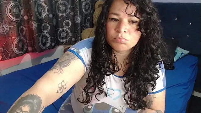 ANGELIQUE KLANE online show from 05-21-26, 04:04