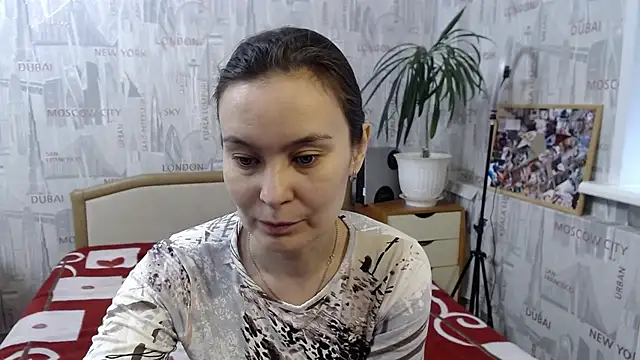 Snapshot of GinaQSoul chatting on 02-02-25, 08:45 GinaQSoul online show from 02-02-25, 08:45