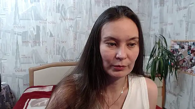 Snapshot of GinaQSoul chatting on 01-22-25, 05:28 GinaQSoul online show from 01-22-25, 05:28