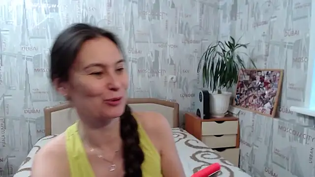 GinaQSoul online show from 11-19-25, 08:58