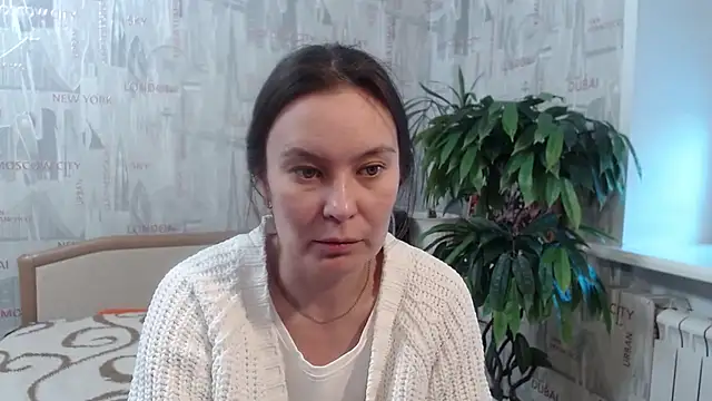 Snapshot of GinaQSoul chatting on 02-25-26, 11:32 GinaQSoul online show from 02-25-26, 11:32