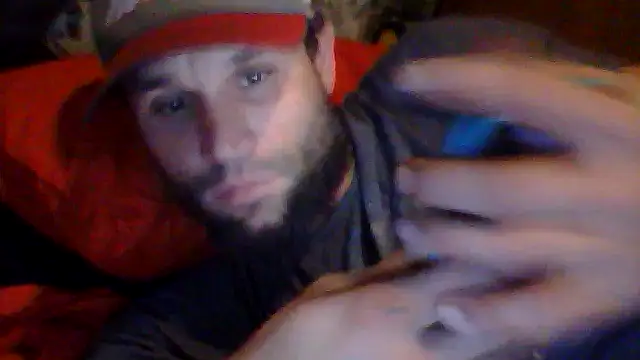 Snapshot of Bwc4u2Ride chatting on 09-19-25, 05:11 Bwc4u2Ride online show from 09-19-25, 05:11