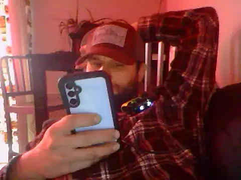Snapshot of Bwc4u2Ride chatting on 03-04-25, 03:04 Bwc4u2Ride online show from 03-04-25, 03:04