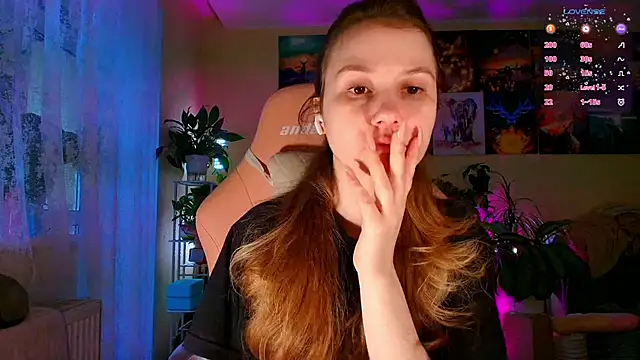 GoodWitch  online show from 12-23-25, 07:51