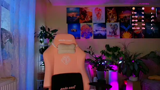 GoodWitch  online show from 02-12-26, 08:03