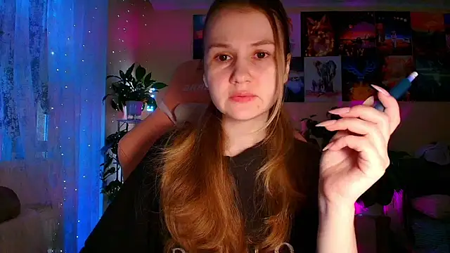 GoodWitch  online show from 12-17-25, 07:46