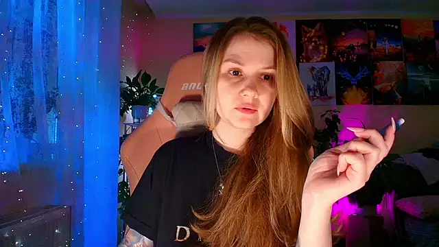 GoodWitch  online show from 12-16-25, 07:34