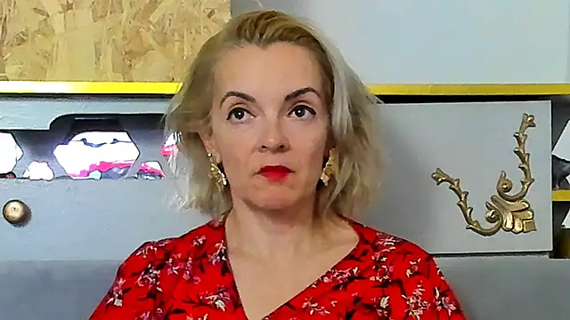 KateConner online show from 11-08-25, 09:07