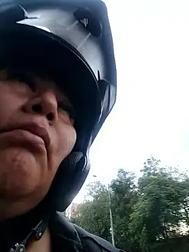 Brenda Berck  online show from 04-08-26, 10:00