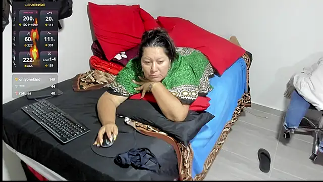 Snapshot of Brenda_Berck_ chatting on 06-22-26, 02:06 Brenda Berck online show from 06-22-26, 02:06