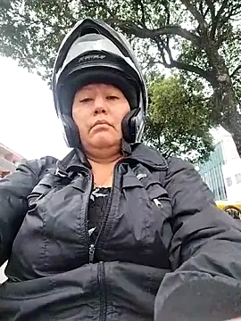 Brenda Berck  online show from 03-17-26, 01:47